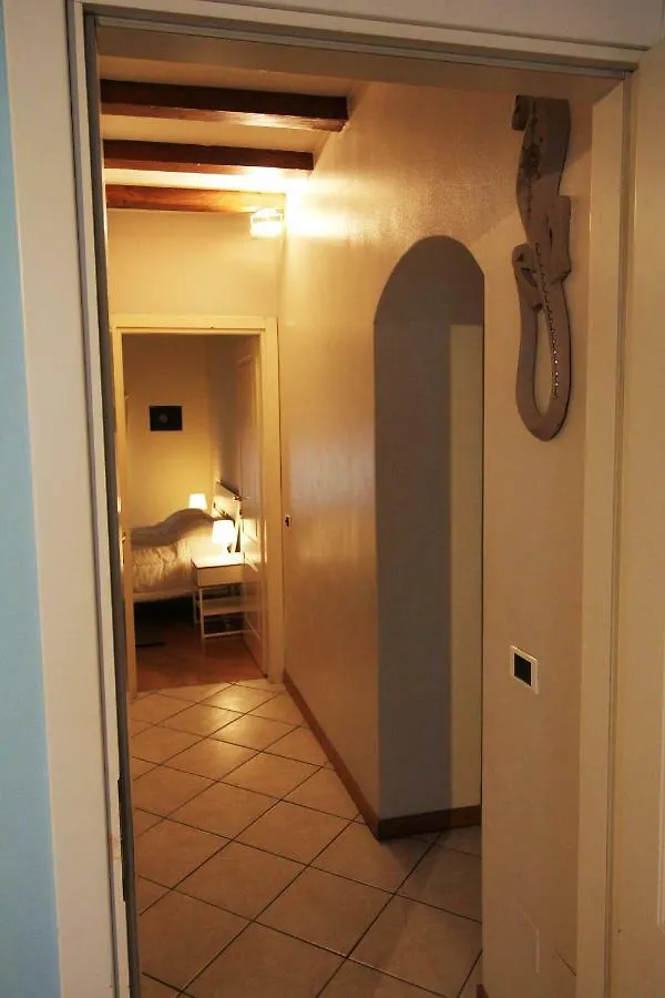 Apartment 4 Via Pontida Hotel Milan