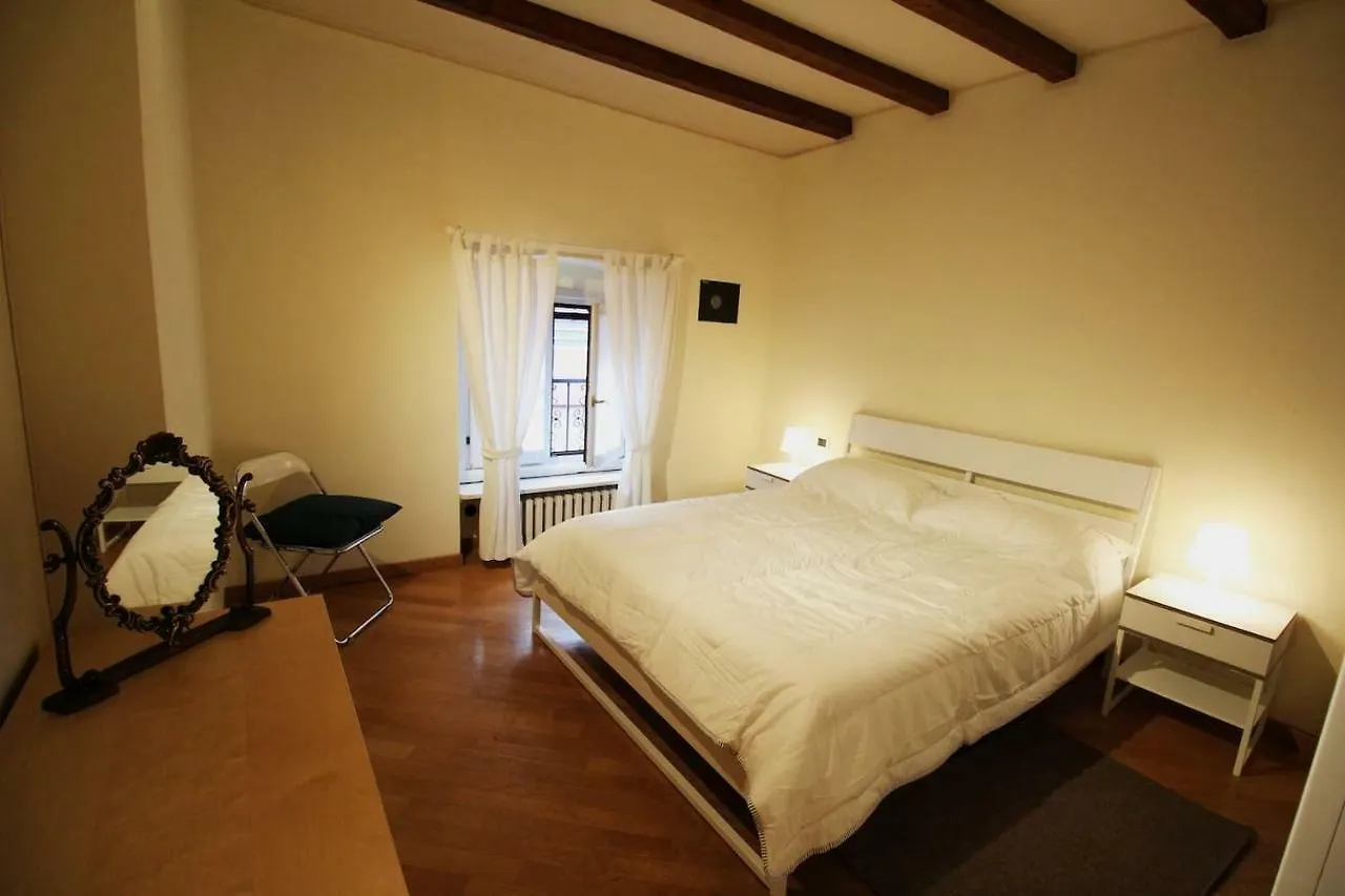 Apartment 4 Via Pontida Hotel Milan